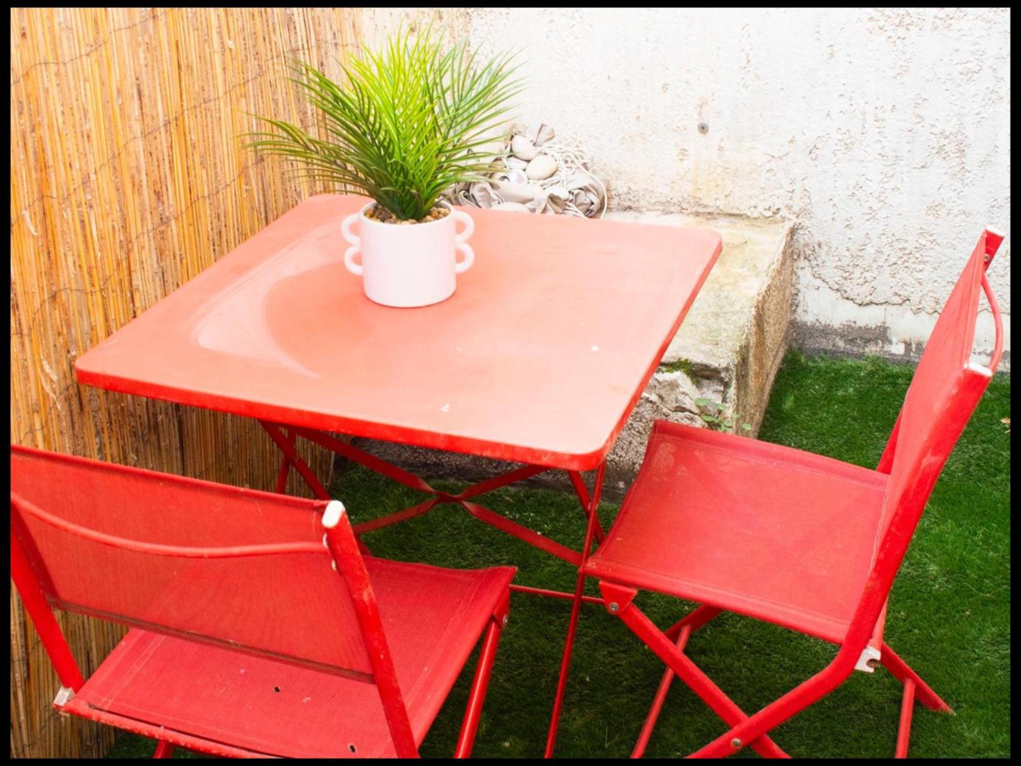La Calade Enchantee Pour 4 Marseille Exterior photo